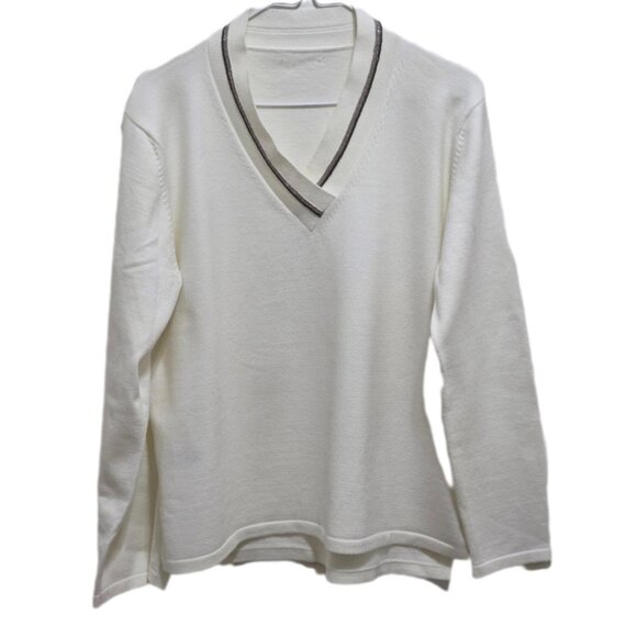 1162 LYSSE' Embellished V-Neck Soft & Cozy Pullover Sweater - Picture 1 of 2